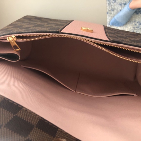 Louis Vuitton Handbag - Picture 5 of 8